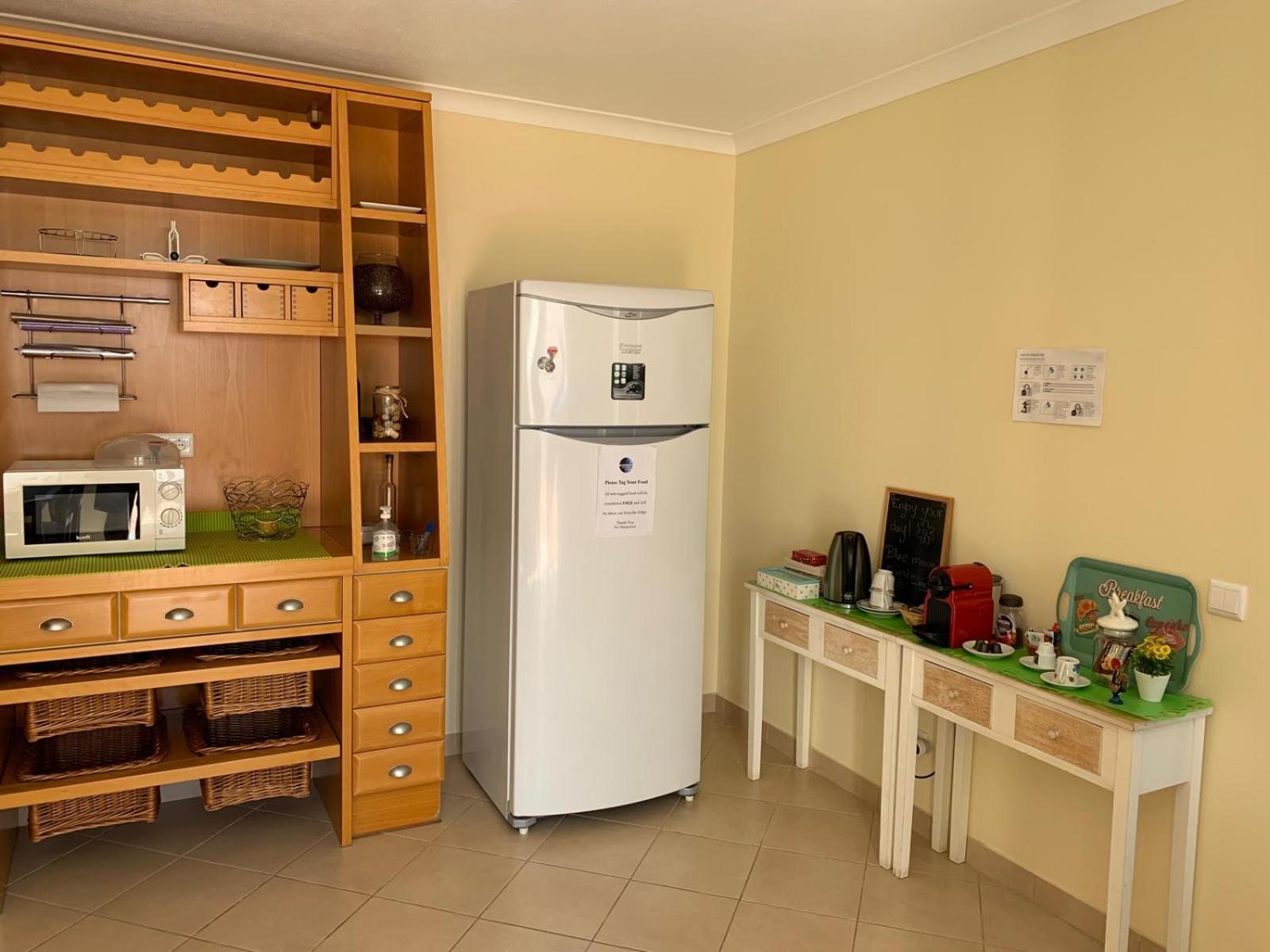 Blue Moon Guesthouse Лагуш Экстерьер фото