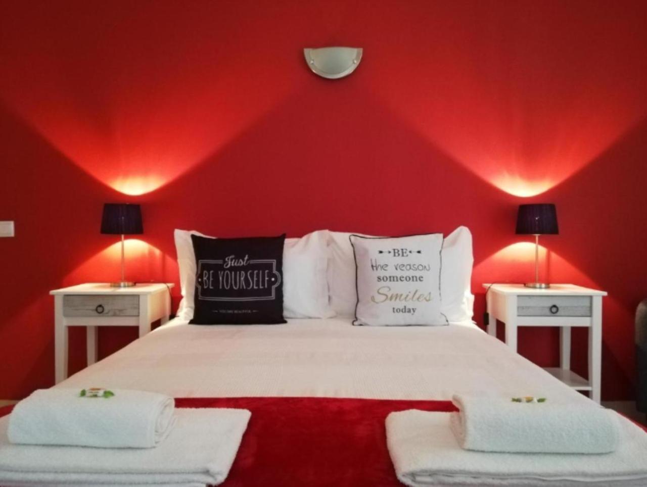 Blue Moon Guesthouse Лагуш Экстерьер фото