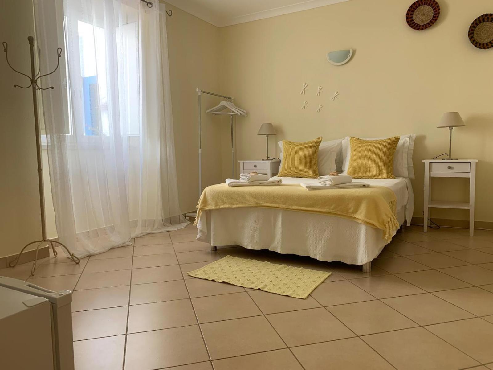 Blue Moon Guesthouse Лагуш Экстерьер фото